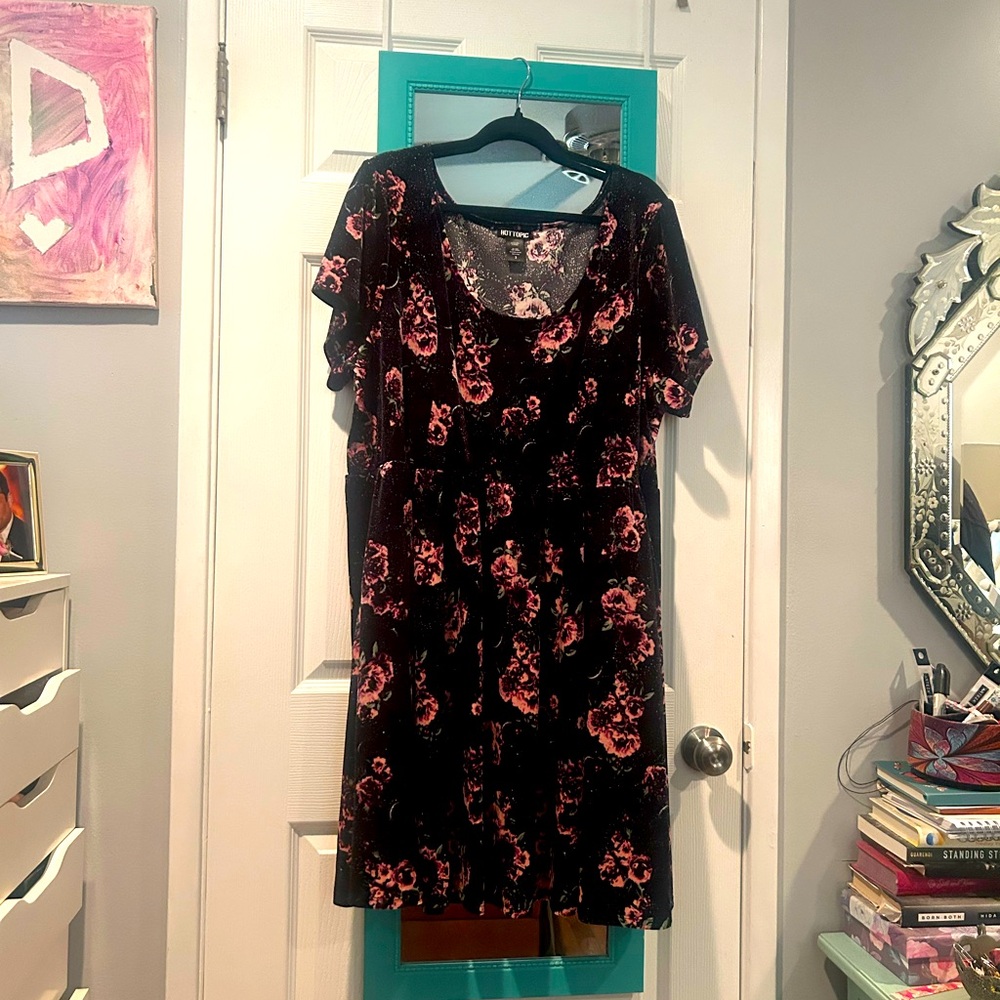 Hot Topic Dress